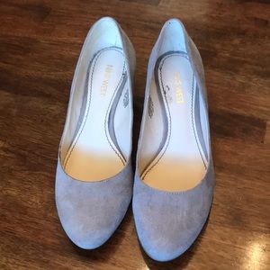 Nine West beige 6.5 wedge heels